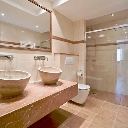 5 Bedroom Poseidon With Private Pool, Aphrodite Hills Villa *